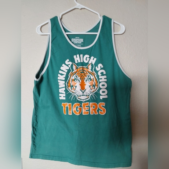 Netflix Stranger Things Hawkins High School "TIGERS" Men's Large Tank Top - Picture 1 of 5